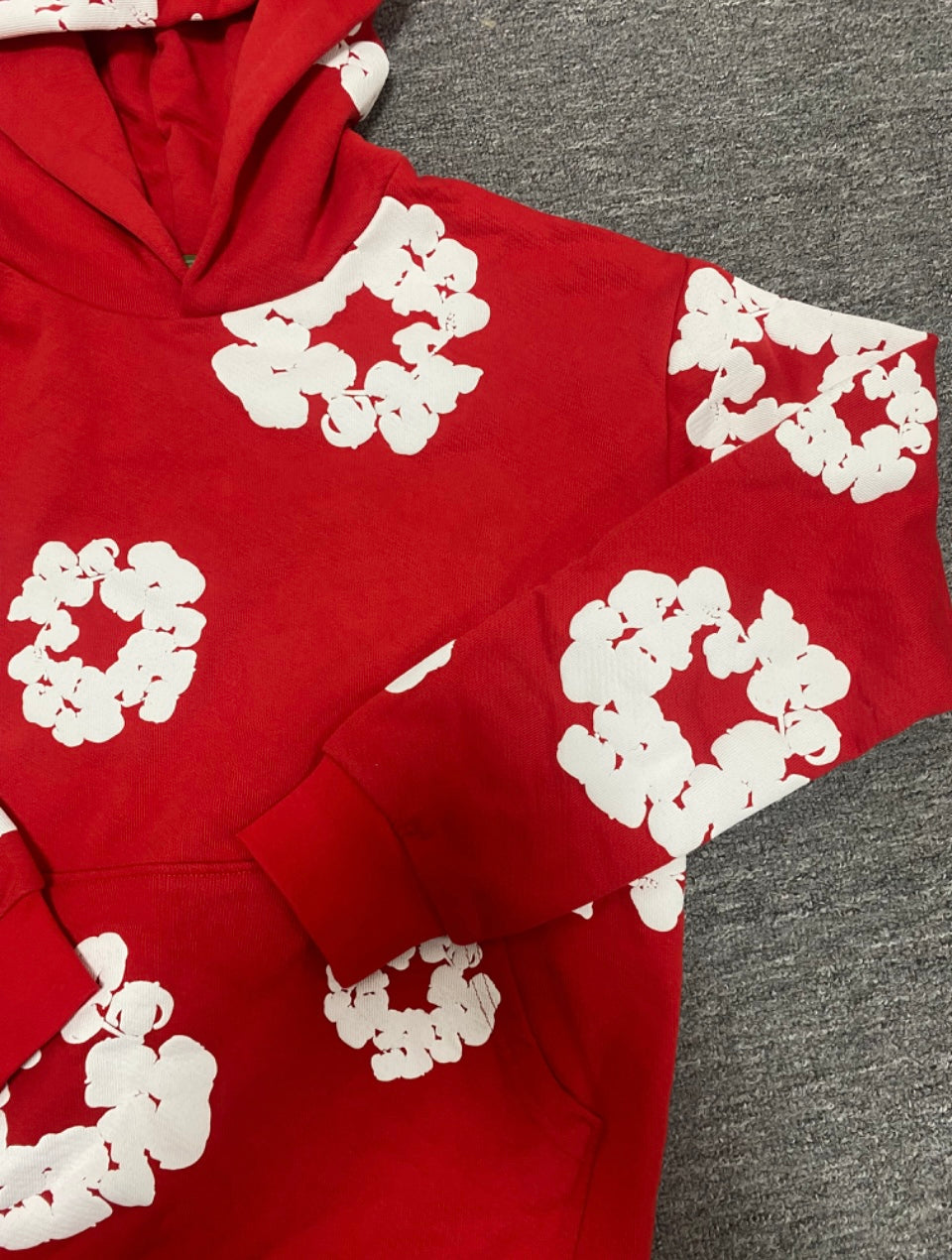 Denim Tears The Cotton Wreath
Sweatshirt 'Red'